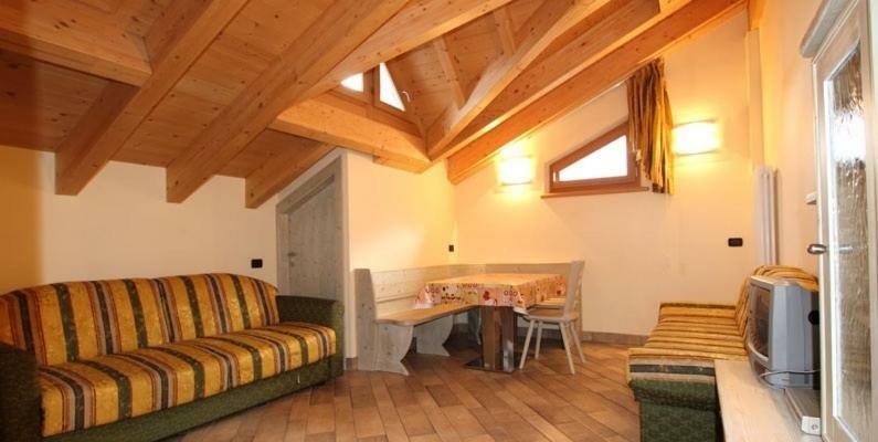 Residence Vallechiara San Rocco  エクステリア 写真