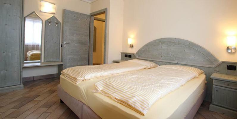Residence Vallechiara San Rocco  エクステリア 写真